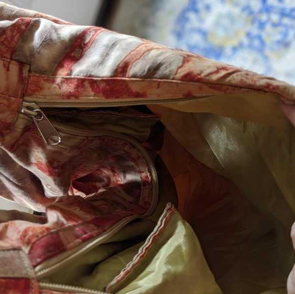 Tie-dye Banana Purse/Satchel - Picture 3 of 3